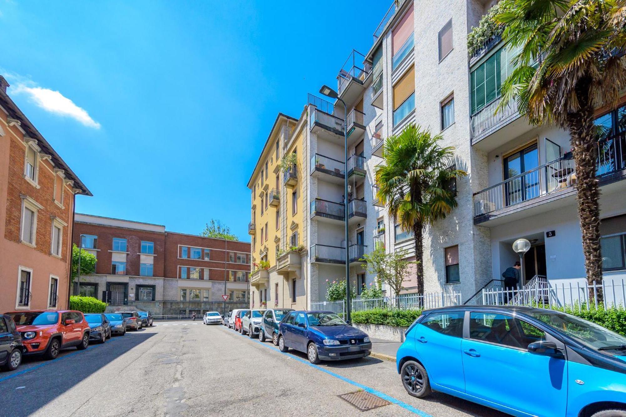 Appartamento Nuovissima Dimora Con Terrazzino Milano
