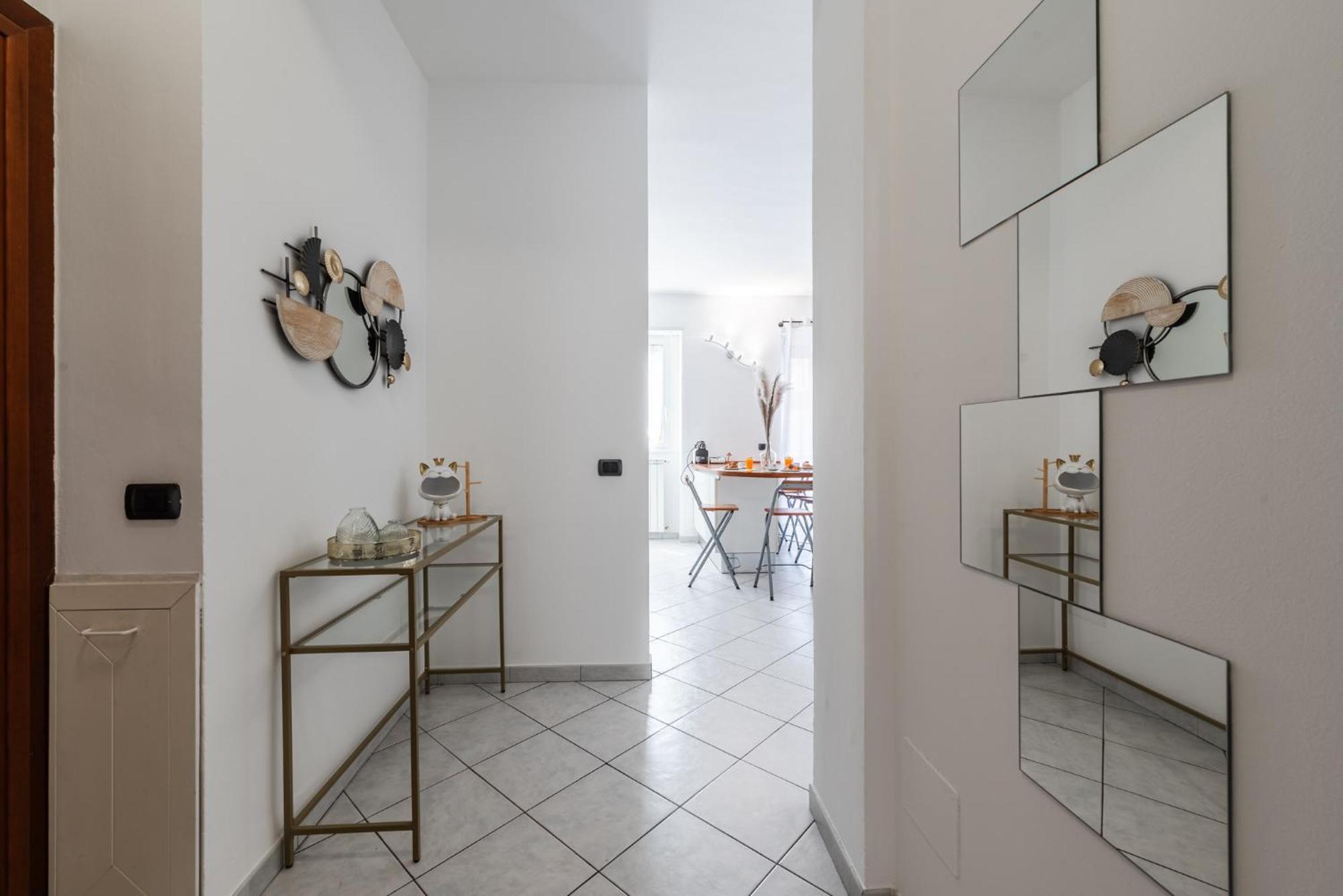 Nuovissima Dimora Con Terrazzino Appartamento Milano